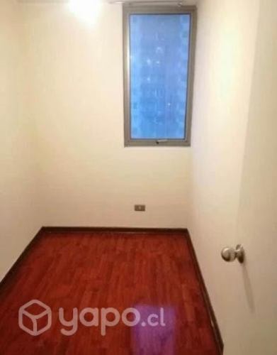 <p>Se arrienda habitación</p>