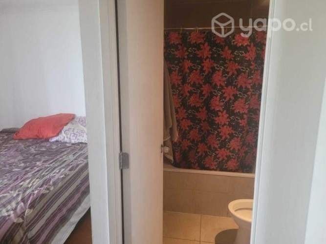 <p>Se arrienda pieza doble para Pareja</p>