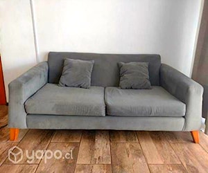 <p>Sofa 3 cuerpos</p>