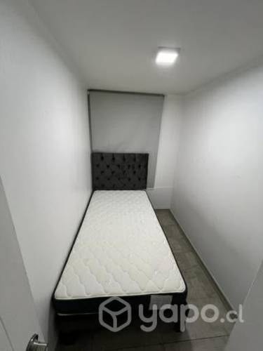 <p>Se Arrienda Habitación Para Mujer Sola</p>