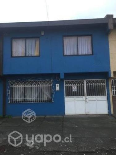 <p>Arriendo pieza</p> image