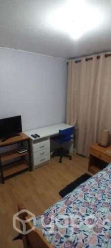 <p>Habitación amoblada</p>