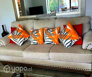 <p>Hermoso Sillón 4 cuerpos Ashley casi nuevo</p>