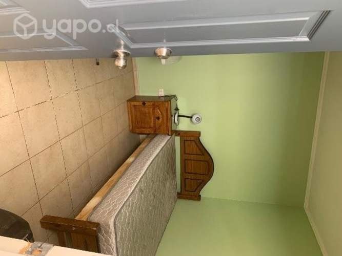 <p>Pieza hombre sector residencial</p> image