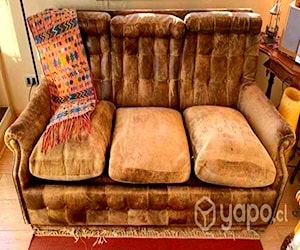 <p>Sillon de cuero natural 3 cuerpos</p>