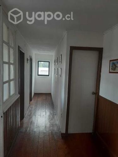 <p>Pieza en casa grande</p> image