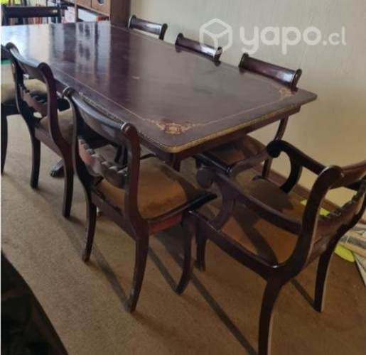 <p>Comedor antiguo usado</p>