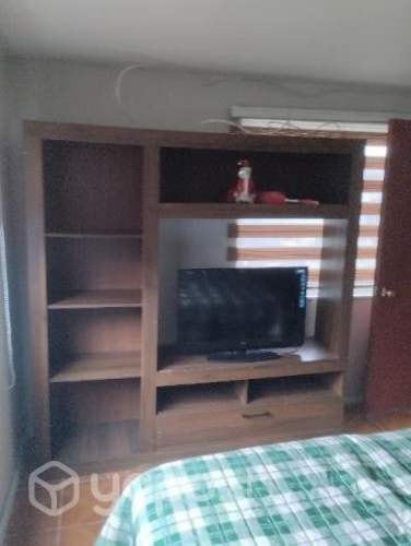 <p>Habitación amoblada</p>