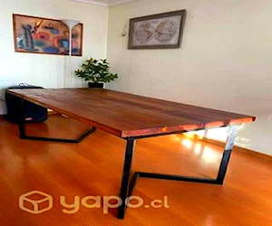 <p>Mesa de comedor o living</p>