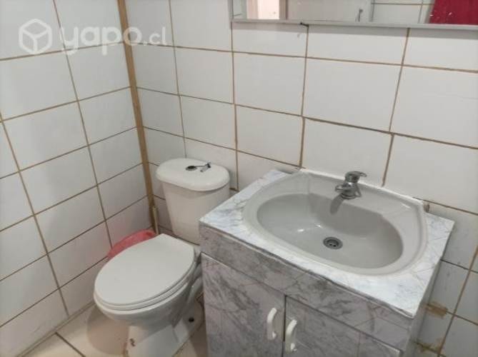 <p>Arriendo de habitaciones</p>