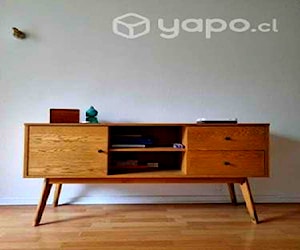 <p>Mueble de madera vintage</p>