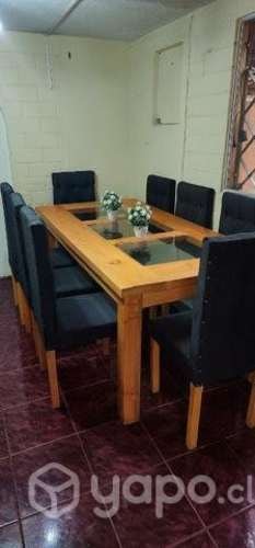 <p>Juego comedor 8 sillas</p>