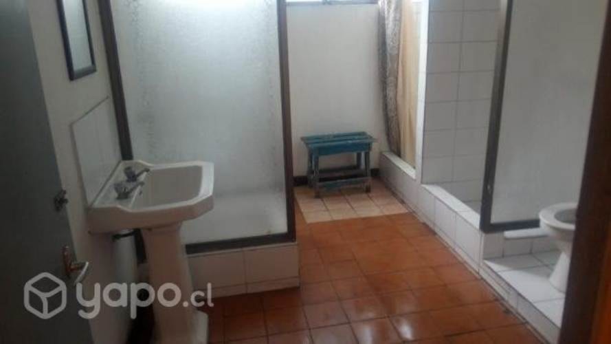 <p>habitación para caballero solo</p> image