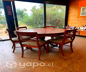 <p>Comedor mesa redonda, 6 sillas</p>