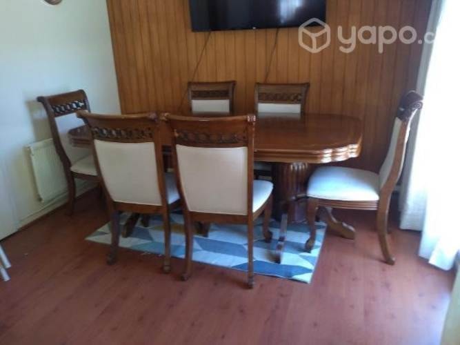 <p>Comedor de 8 sillas</p>