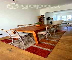 <p>Mesa de comedor madera nativa</p>