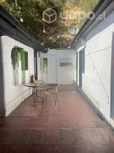 <p>Habitaciones (piezas) en zona céntrica de Curicó</p>