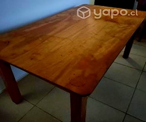 <p>Mesa de comedor</p>