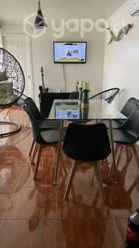 <p>Comedor lindo</p>