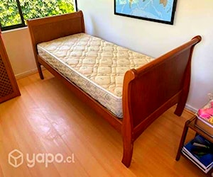 <p>Cama 1.5 plazas tipo cuja</p>