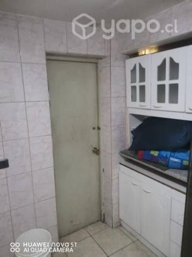 <p>pieza dentro de casa</p> image