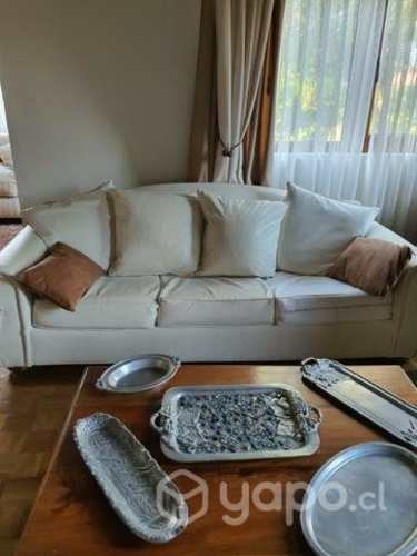 <p>Sofa de 3 cuerpos</p>