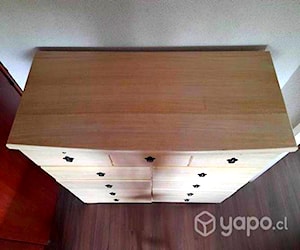 <p>Comoda de madera poco uso</p>