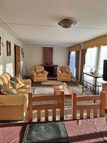 <p>Alojamiento mensual</p> image