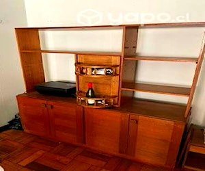 <p>Mueble Biblioteca Modular con Bar Giratorio</p>