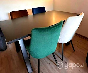 <p>Comedor + Sillas BARATÍSIMAS!</p>