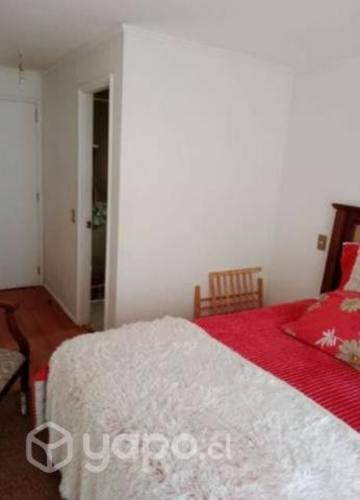 <p>Pieza con baño privado</p> image