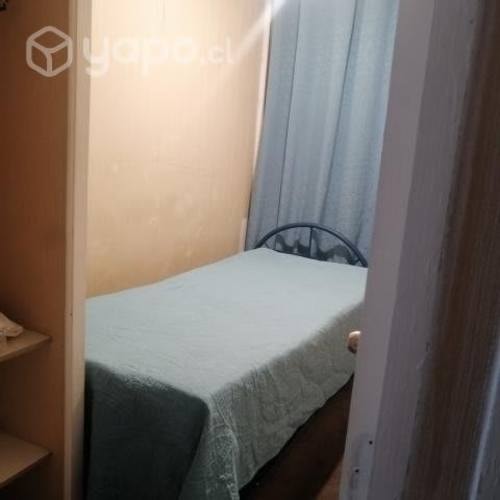 <p>Arriendo pieza en quinta normal</p>