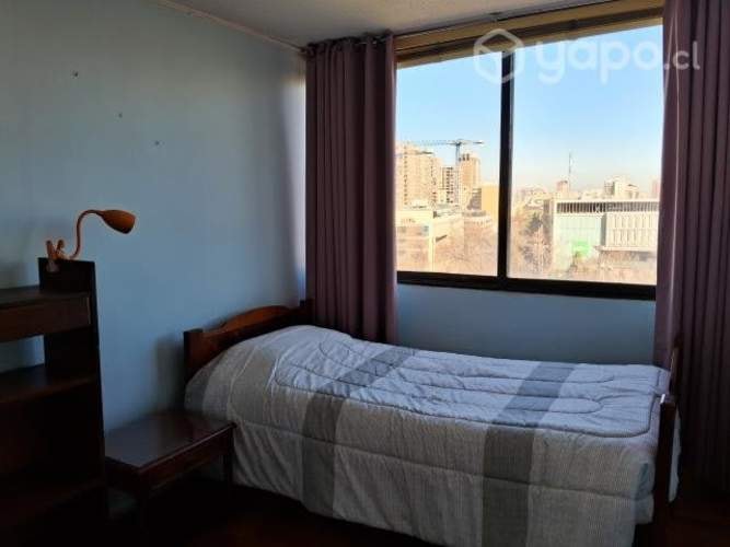 <p>Impecable habitación para mujer</p> image