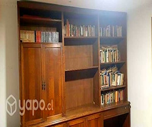 <p>Amplia Biblioteca</p>