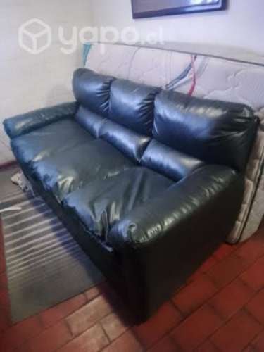 <p>Sillón cuero 3 cuerpo</p>