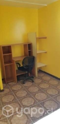 <p>Arriendo pieza para estudiante universitario</p>