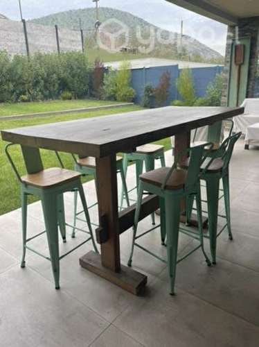 <p>Comedor terraza estilo bar</p>