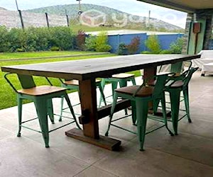 <p>Comedor terraza estilo bar</p>