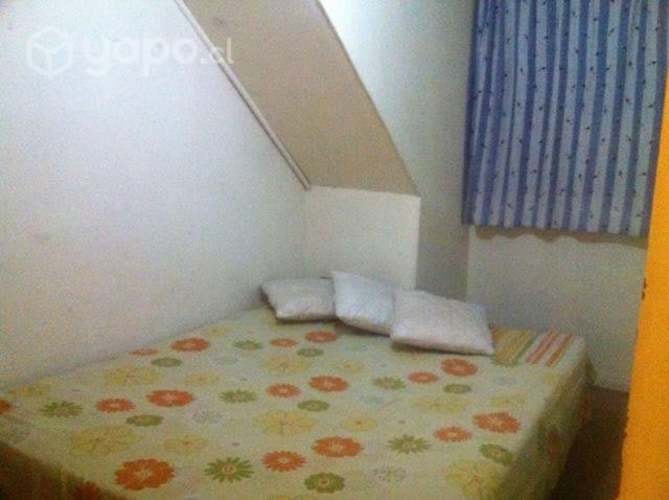 <p>Arriendo habitación a Dama sola</p>