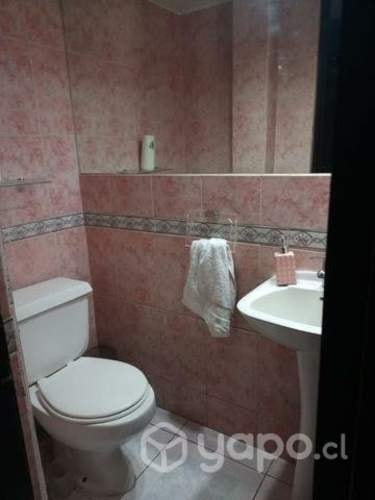<p>Habitación en Tobalaba a pasos del metro Tobalaba</p>