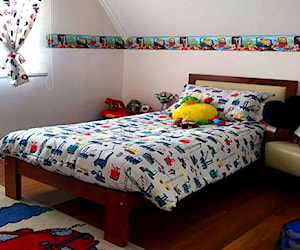 <p>Combo Cama de Raúli ecocuero 1 plaza + colchón</p>