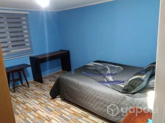 <p>Se arrienda dos habitaciones</p> image