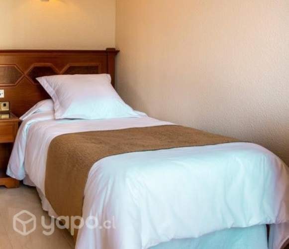 <p>Habitación amoblada con baño Av. del Mar La Serena</p> image