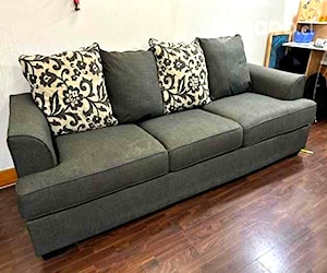 <p>Ashley brand Sofa</p>