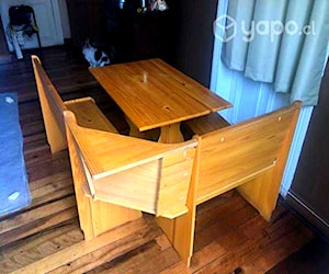 <p>Comedor de madera</p>