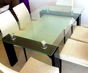 <p>Mesa Comedor de Vidrio</p>