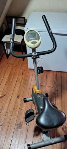 Se vende bicicleta de ejercicios  BIANCHI