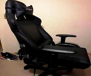 <p>Silla DX Racer King prácticamente nueva</p>