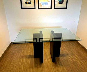 <p>Mesa de comedor  Cristal base madera</p>