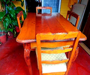 <p>Comedor 4 sillas</p>